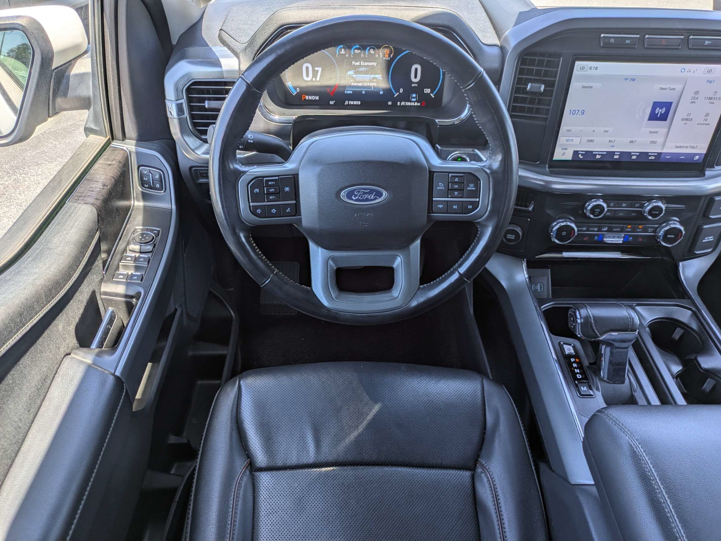 Used 2022 Ford F150 Lariat RWD image 3