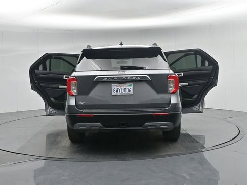 Certified 2021 Ford Explorer XLT image 35