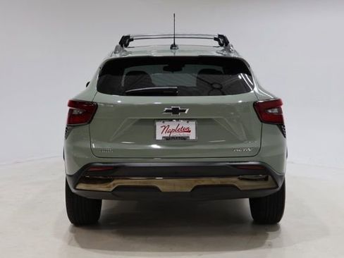 Used 2024 Chevrolet Trax ACTIV w/ Sunroof Package image 7