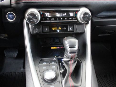 Certified 2022 Toyota RAV4 XSE w/ Weather Package image 39