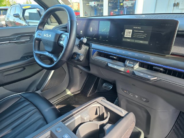 Used 2024 Honda CR-V Sport Touring image 45