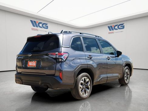 Used 2025 Subaru Forester AWD/4WD image 3