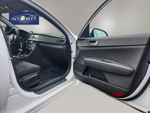 Used 2018 Kia Optima LX w/ Convenience Package image 24