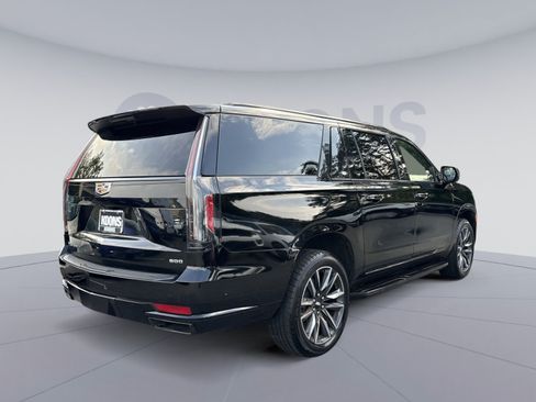 Used 2024 Cadillac Escalade ESV Sport RWD image 7