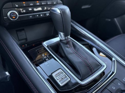 Certified 2023 MAZDA CX-5 Carbon Edition image 38