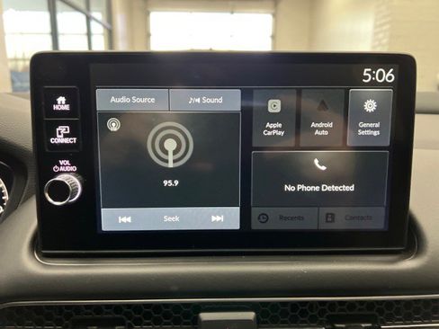 New 2026 Honda HR-V EX-L image 24