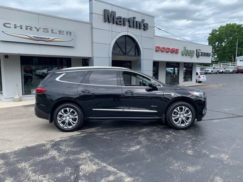Used 2019 Buick Enclave Avenir w/ Avenir Technology Package AWD/4WD image 8