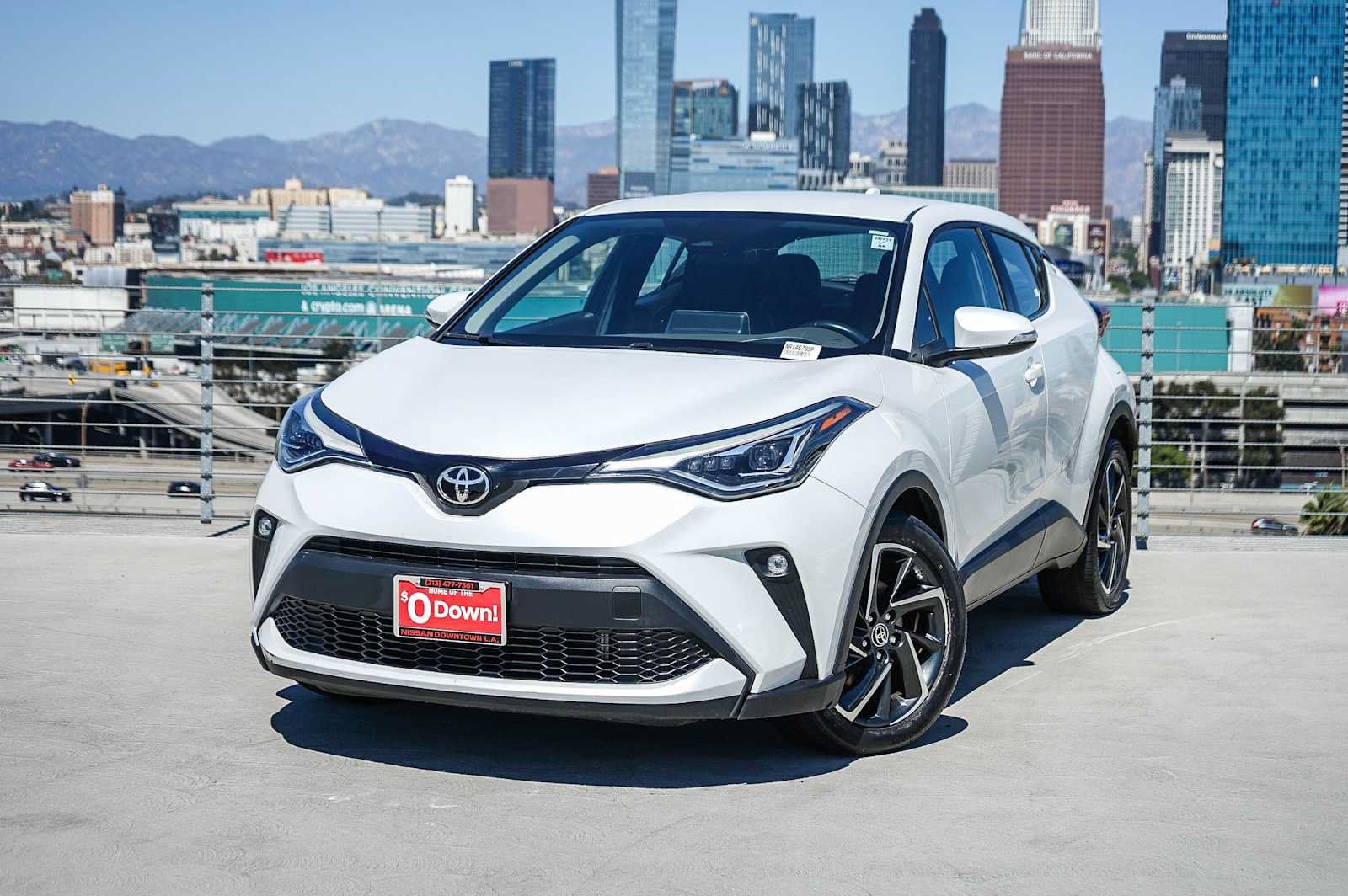 Used 2022 Toyota C-HR Limited FWD image 1