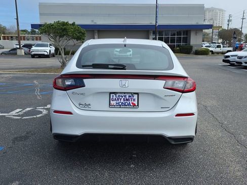 Used 2025 Honda Civic Sport image 6