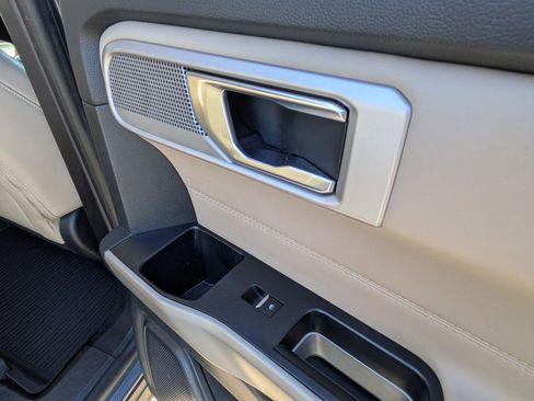 Used 2021 Ford Explorer Limited w/ Equipment Group 301A image 35