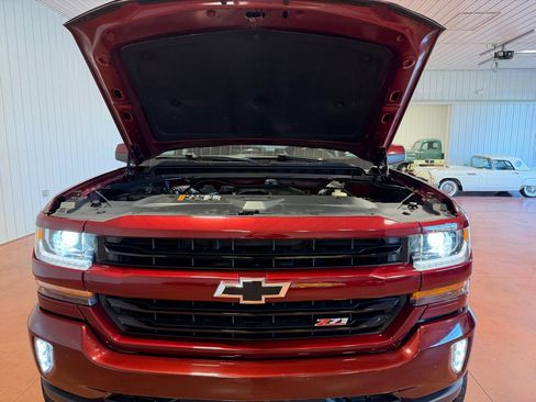 Used 2017 Chevrolet Silverado 1500 LT w/ All Star Edition image 28