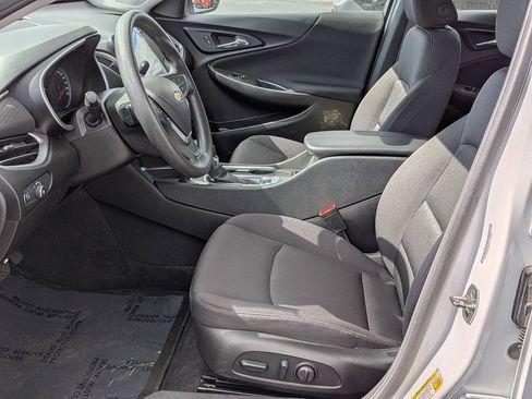 Used 2024 Chevrolet Malibu LT FWD image 10