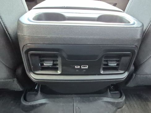 Used 2023 Chevrolet Silverado 1500 LT AWD/4WD image 21