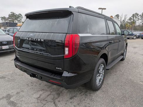 New 2025 Ford Expedition Max Active image 4