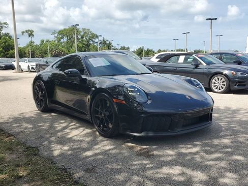 Used 2026 Porsche 911 Carrera GTS RWD image 2