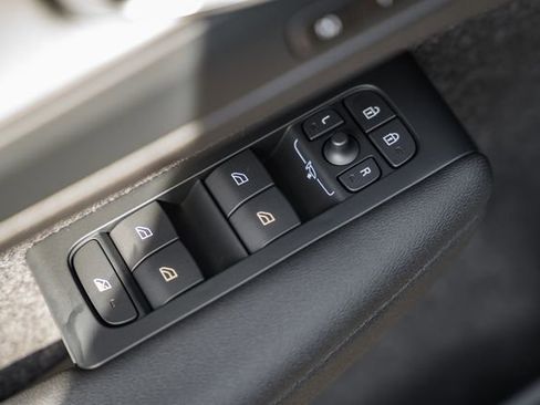 New 2026 Volvo XC40 B5 Plus w/ Climate Package image 41