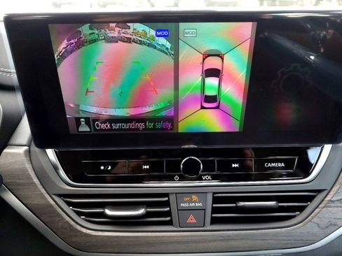 New 2025 Nissan Altima 2.5 SL image 16