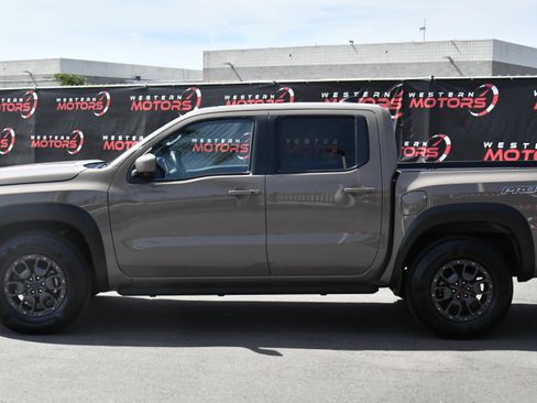 Used 2023 Nissan Frontier PRO-4X w/ Pro-4X Premium Package AWD/4WD image 4