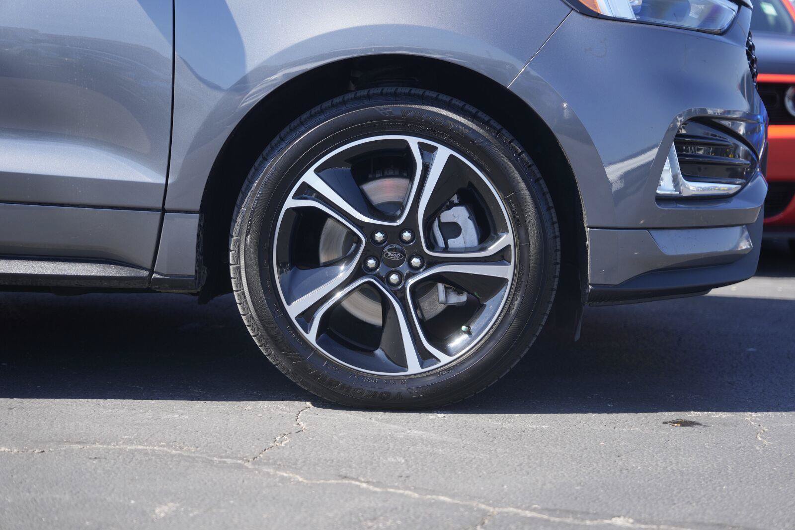 Used 2023 Ford Edge ST AWD/4WD image 4