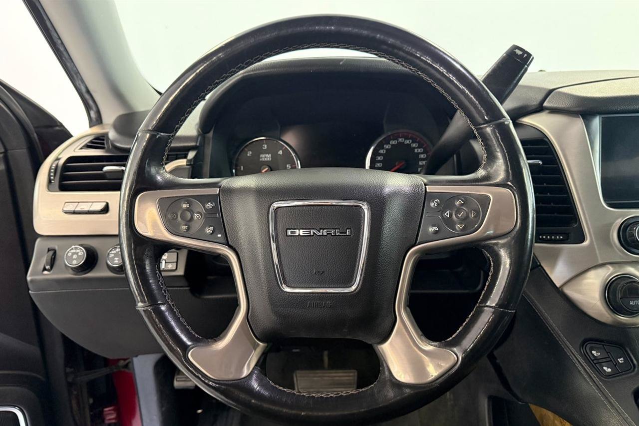 Used 2016 GMC Yukon XL Denali w/ Open Road Package AWD/4WD image 14