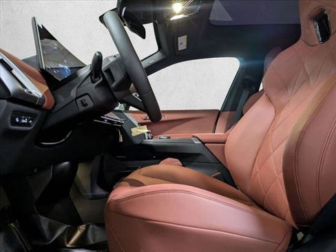 New 2026 BMW iX xDrive60 w/ M Sport Package image 4