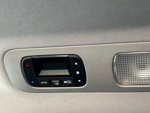 Certified 2022 Honda Odyssey Touring image 16