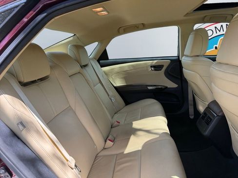 Used 2013 Toyota Avalon XLE Touring FWD image 19