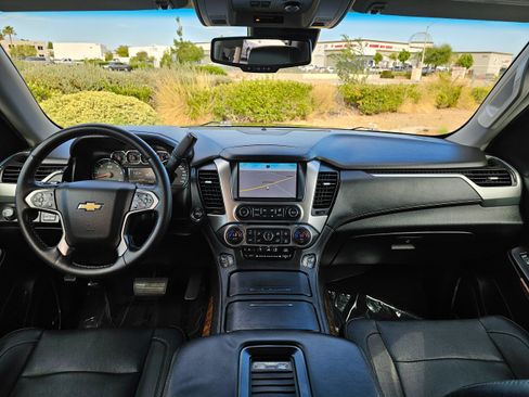 Used 2015 Chevrolet Tahoe LTZ AWD/4WD image 27