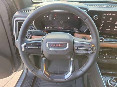 Used 2024 GMC Canyon AT4 w/ AT4 Premium Package image 24