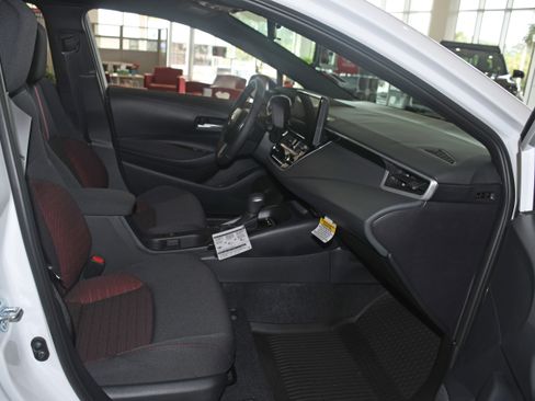 New 2026 Toyota Corolla SE FWD image 11