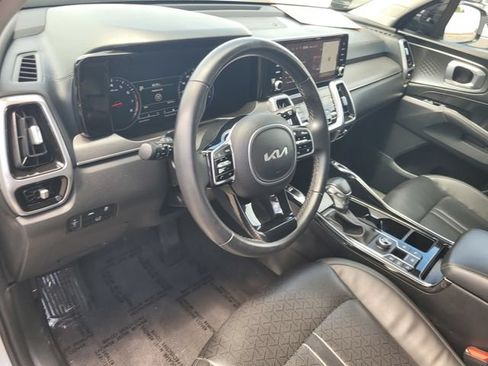 Used 2022 Kia Sorento SX FWD image 12