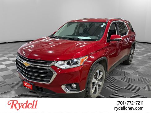 Used 2018 Chevrolet Traverse LT AWD/4WD image 1