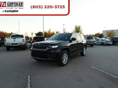 New 2025 Jeep Grand Cherokee Laredo X w/ Trailer Tow Package