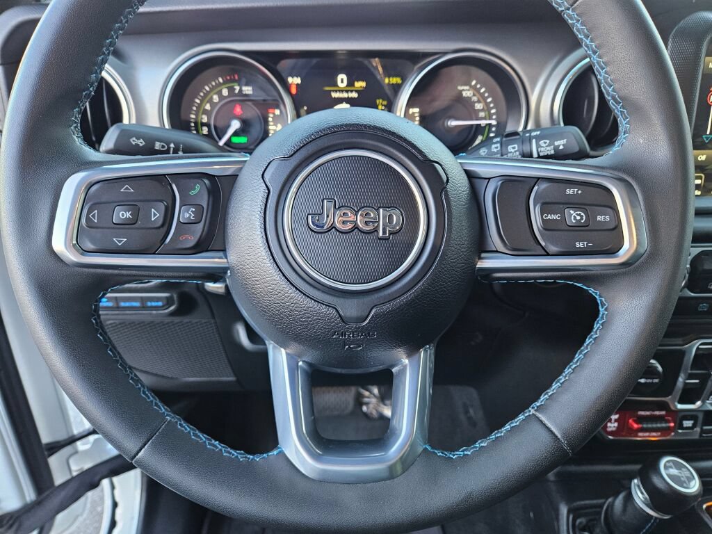 Used 2023 Jeep Wrangler Unlimited Rubicon 4xe w/ Steel Bumper Group AWD/4WD image 17