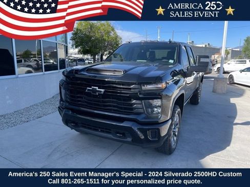 Used 2024 Chevrolet Silverado 2500 Custom w/ Custom Convenience Package AWD/4WD image 1