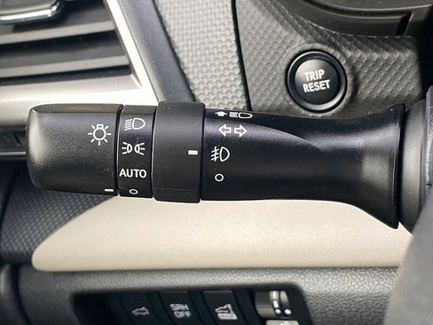 Used 2024 Subaru Forester Limited AWD/4WD image 53