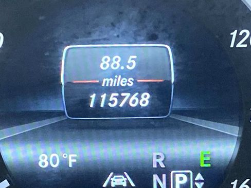 Used 2013 Mercedes-Benz E 350 4MATIC Wagon image 18