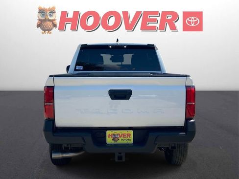 Used 2025 Toyota Tacoma SR RWD image 2