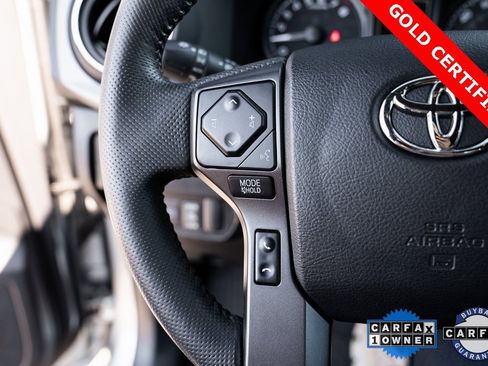 Used 2022 Toyota Tacoma TRD Sport w/ Technology Package image 16
