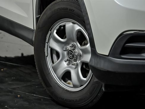 Used 2014 Honda CR-V LX image 3
