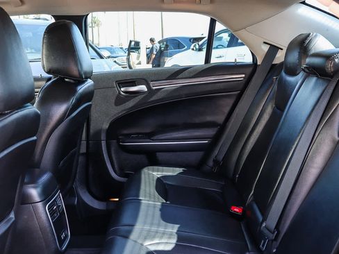 Used 2018 Chrysler 300 Touring w/ Sport Appearance Package image 22