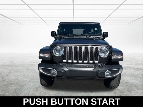 Used 2023 Jeep Wrangler Sahara image 9