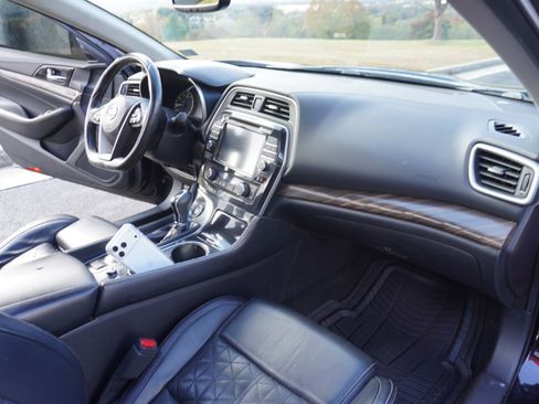Used 2016 Nissan Maxima Platinum image 23