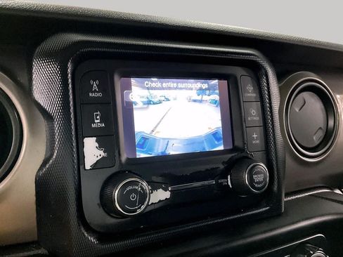Used 2020 Jeep Gladiator Sport w/ Quick Order Package 24S AWD/4WD image 27