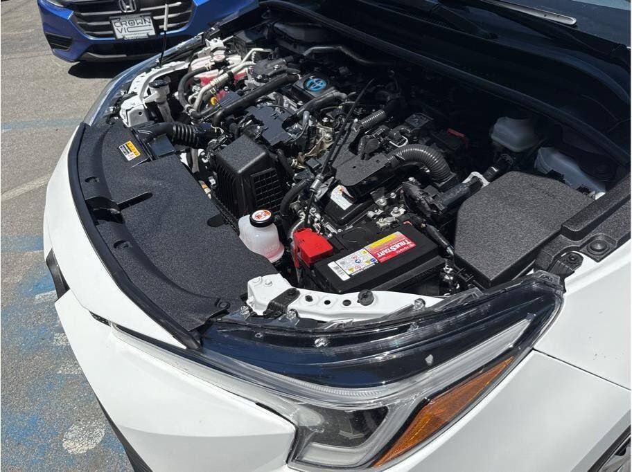 Used 2024 Toyota Corolla LE FWD image 30