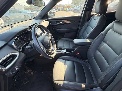 Used 2023 Chevrolet TrailBlazer ACTIV w/ Convenience Package AWD/4WD image 13