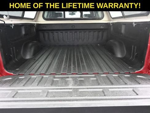 Used 2018 GMC Sierra 1500 SLT w/ SLT Premium Package AWD/4WD image 39