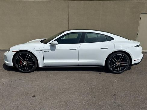 New 2025 Porsche Taycan 4S image 2