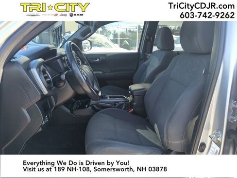 Used 2016 Toyota Tacoma TRD Off-Road image 14