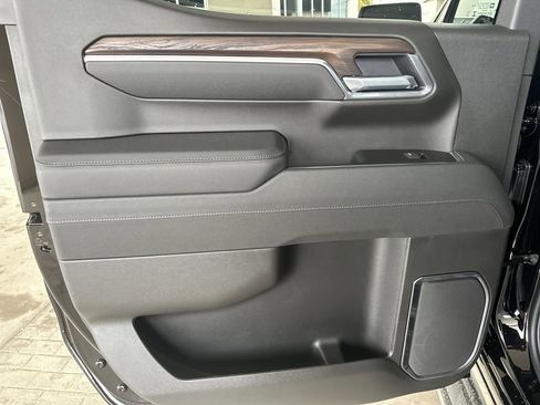 New 2026 GMC Sierra 1500 SLT w/ SLT Premium Plus Package image 28